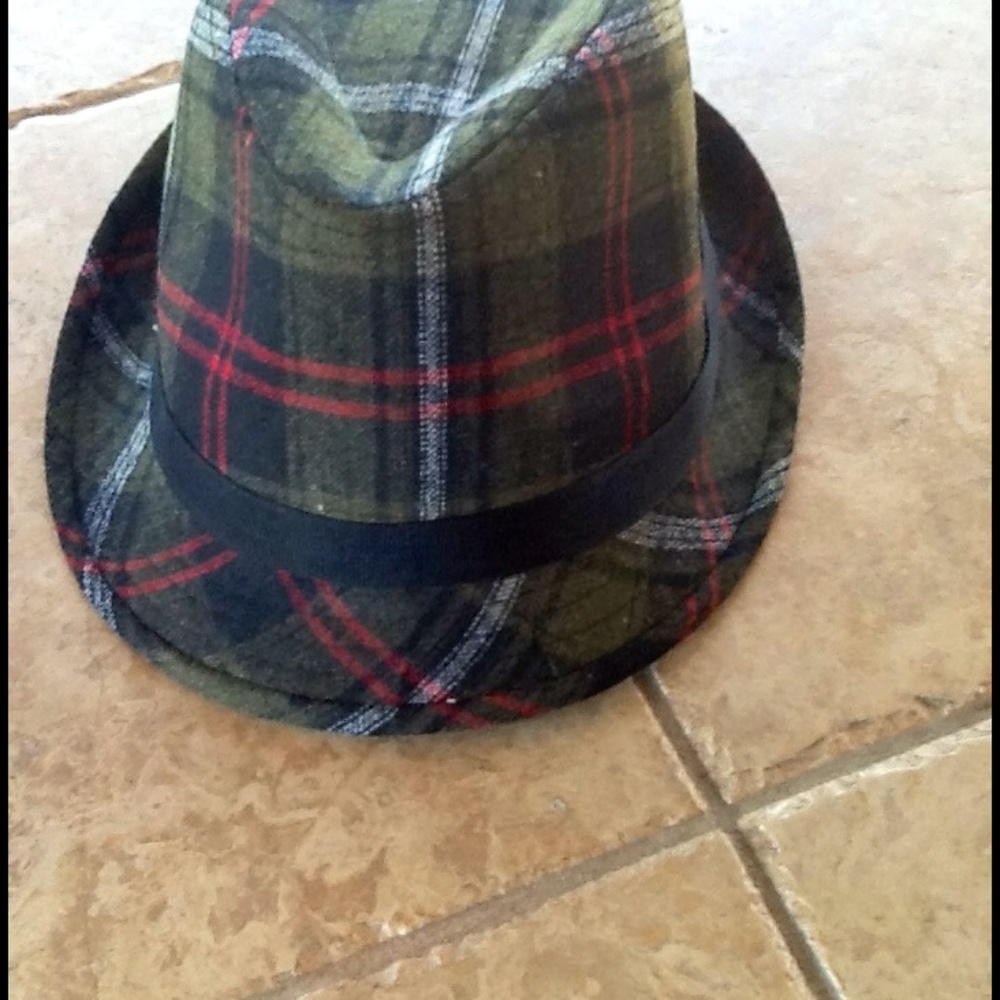 GREEN & RED PLAID STRIPED HAT